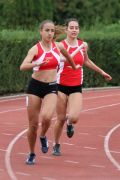 Lucija Đaković i Nensi Sirc u zadnjoj izmjeni štafete 4 x 100 m