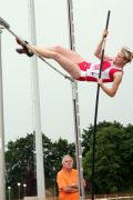 Sara Tuksar pri prelasku letvice na visini 2,80 m
